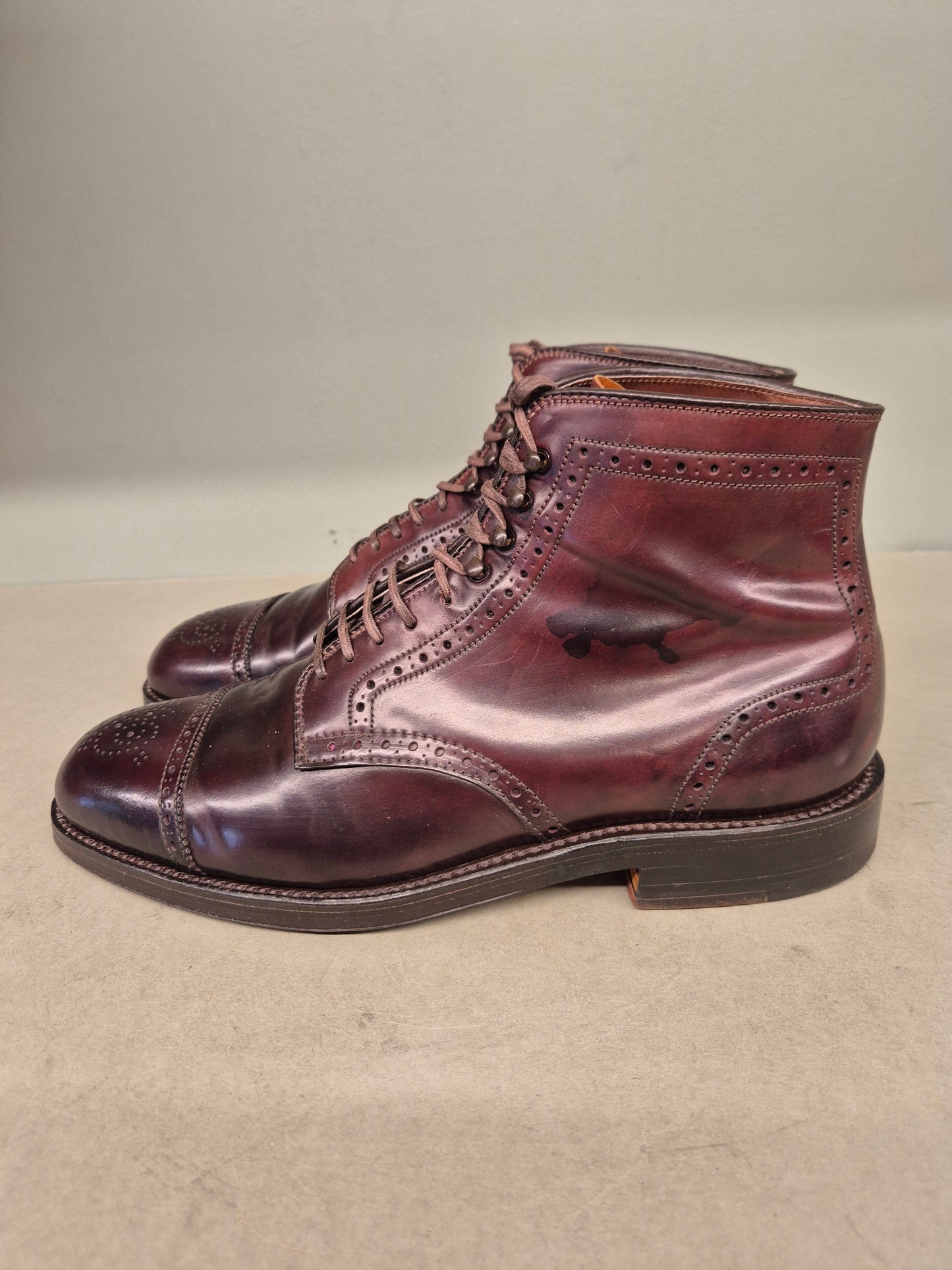 Alden | Wing Tip Boots | No. 4383