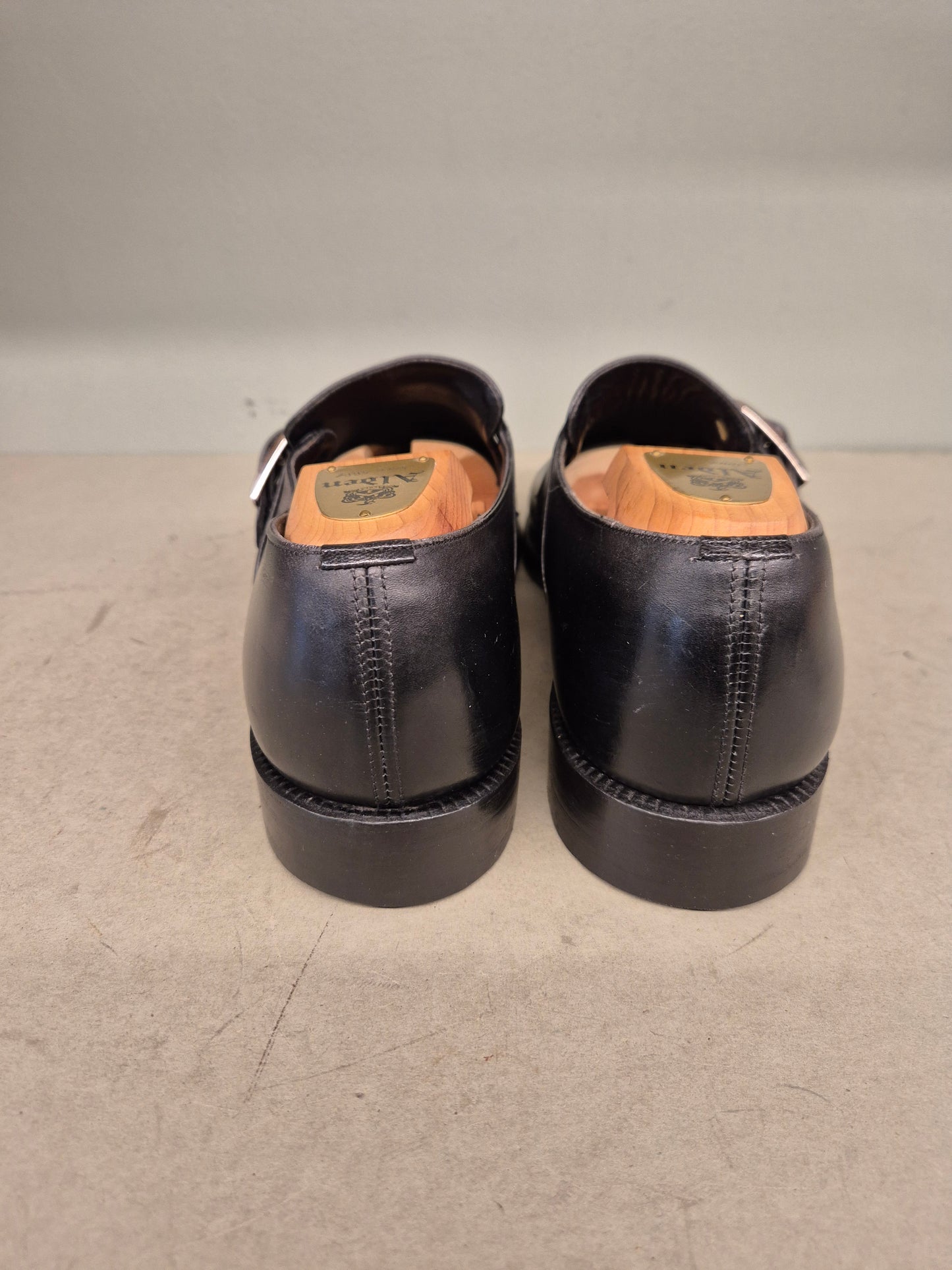 Church | Single Monk | No. 4515