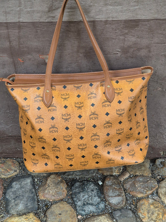 MCM | Shopper | No. 4559