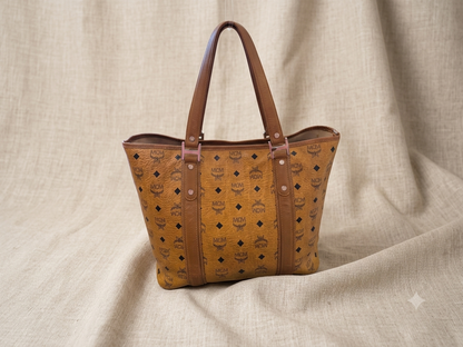 MCM | Shopper | No. 4910