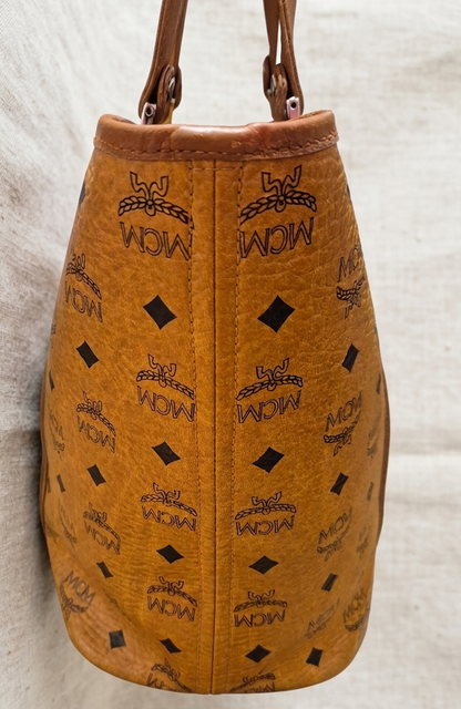 MCM | Shopper | No. 4910
