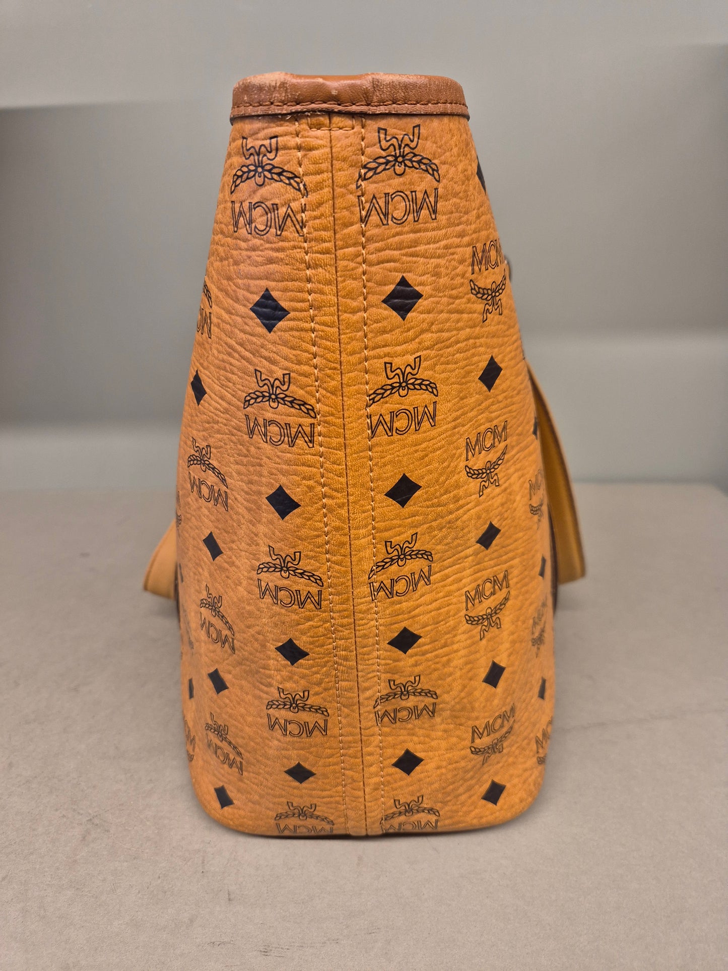 MCM | Shopper | No. 4381