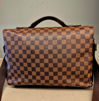 Louis Vuittion | Broadway | No. 4796