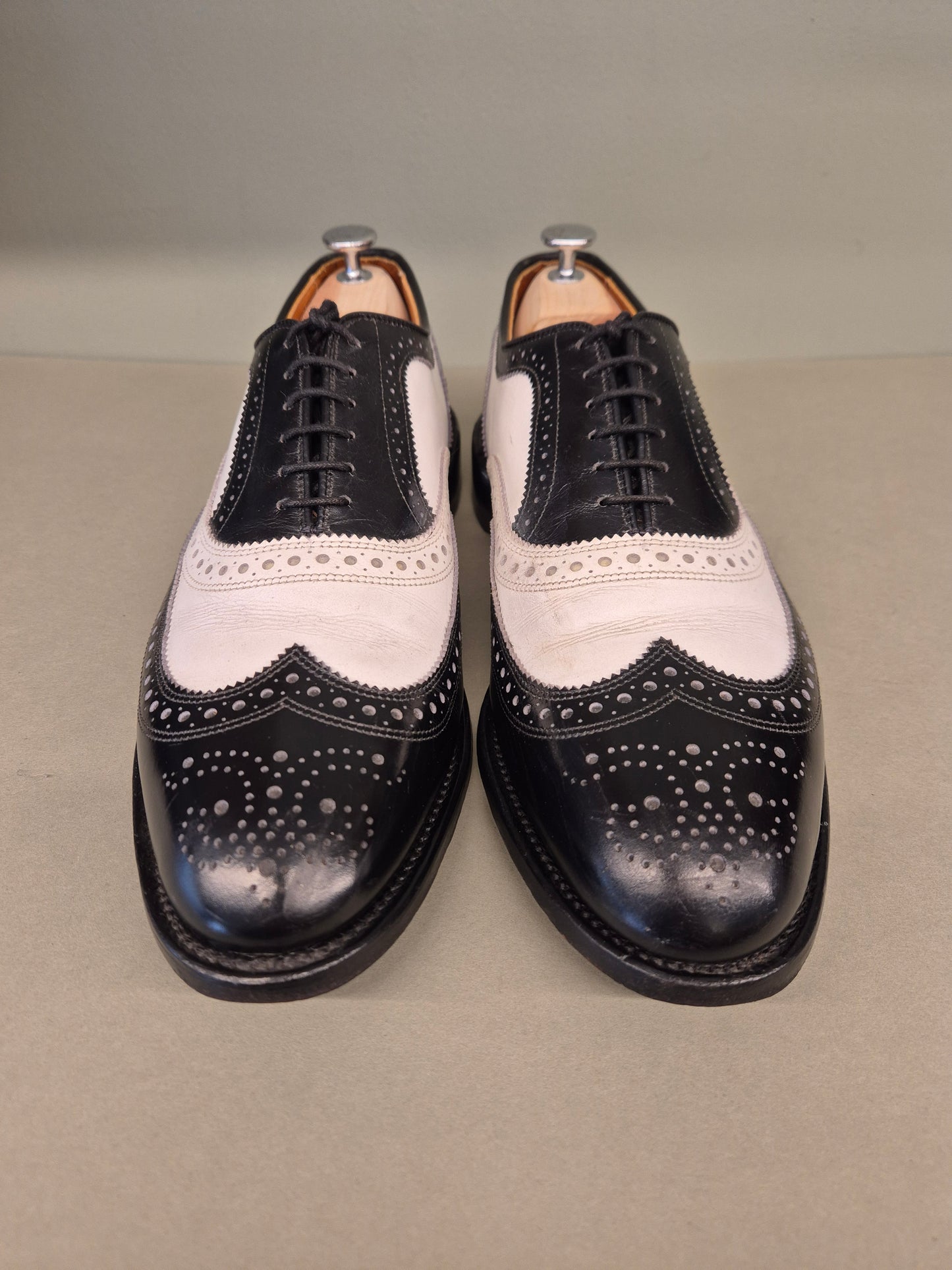 Allen Edmonds | Oxford Full Brogue Spectator | No. 4230 | Aufgearbeitete Schuhe | Second Hand | Refurbished Shoes