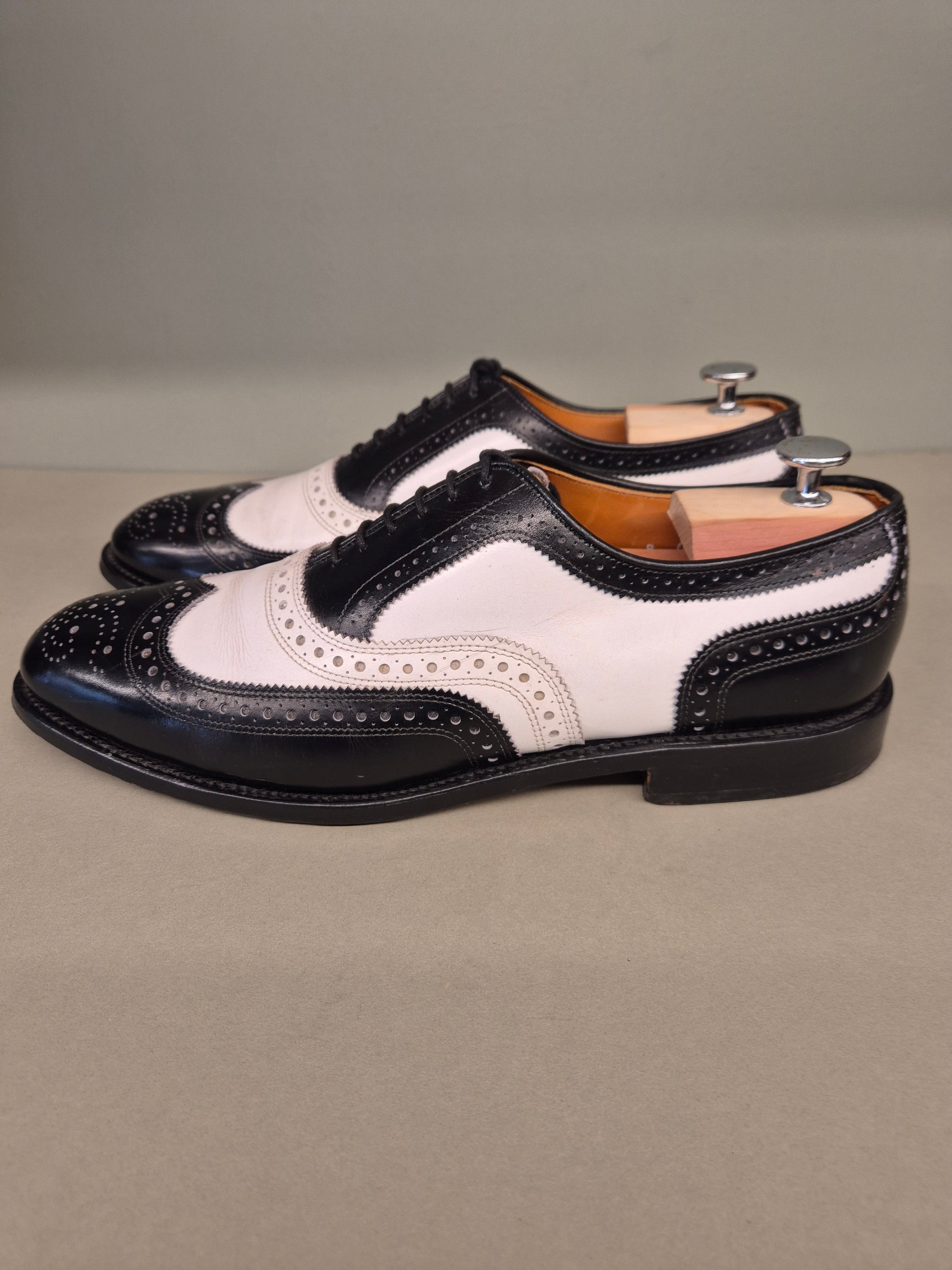 Allen Edmonds | Oxford Full Brogue Spectator | No. 4230 | Aufgearbeitete Schuhe | Second Hand | Refurbished Shoes