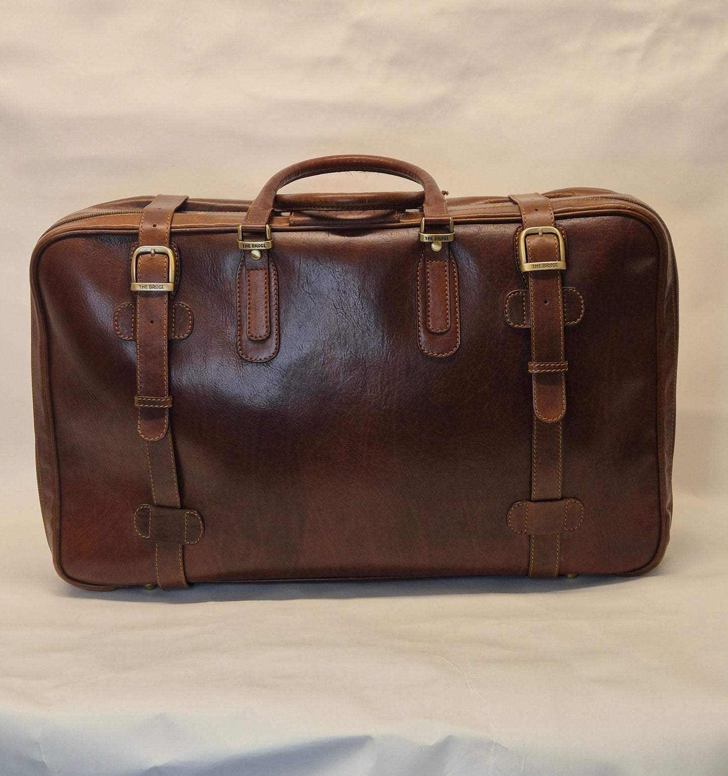 The Bridge | Weekender | No. 4359