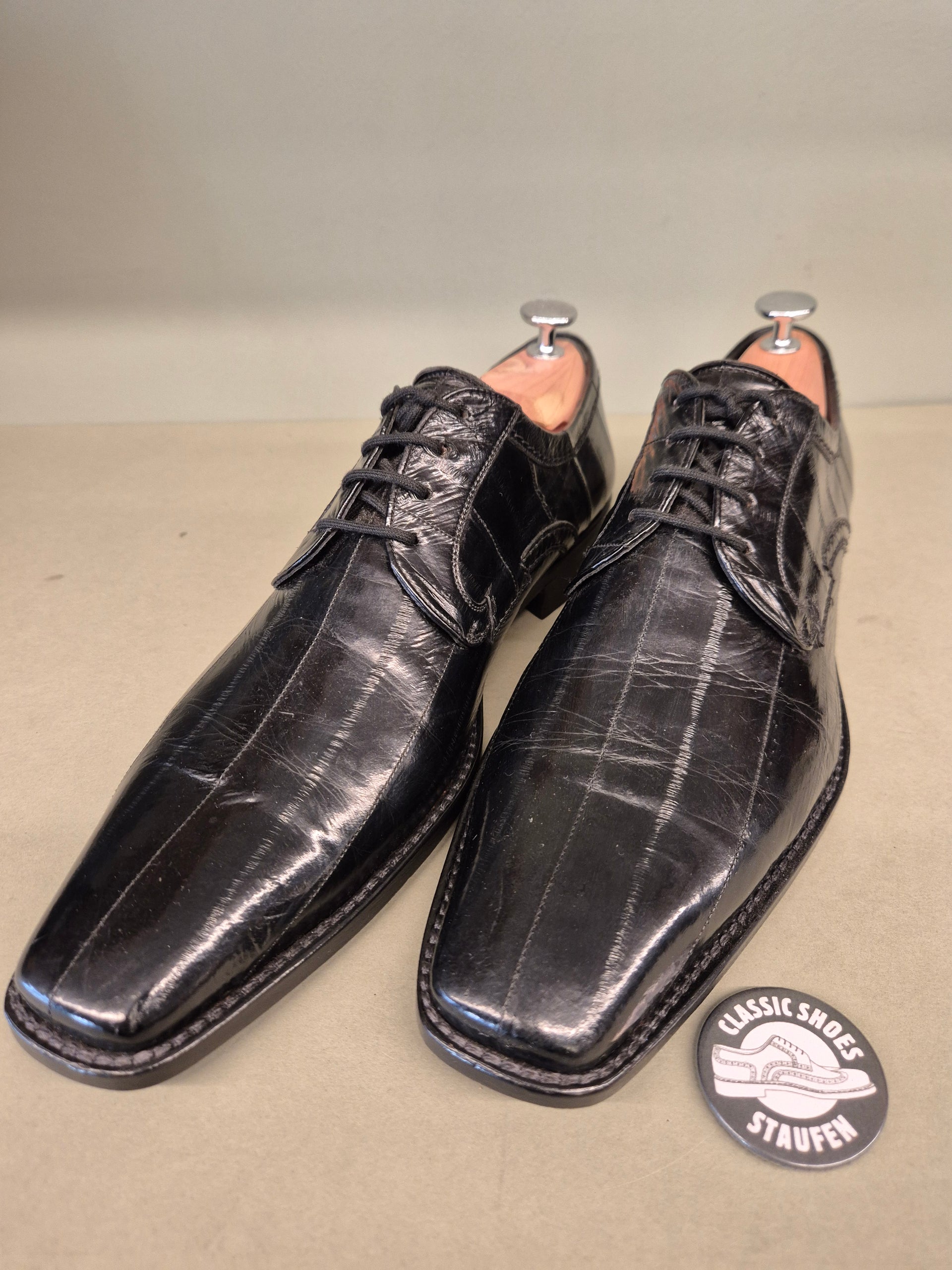 Dolce & Gabbana | Derby | No. 3966