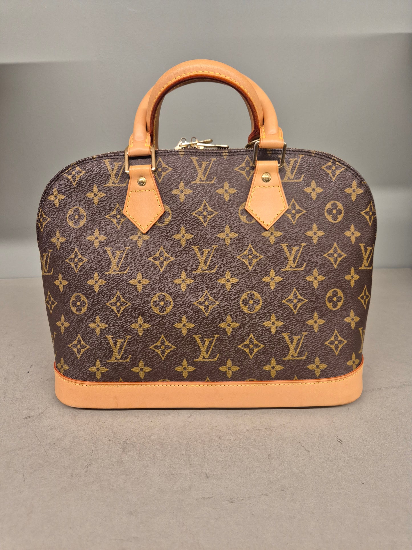 Louis Vuitton | Alma Code TH0937 | No. 4444