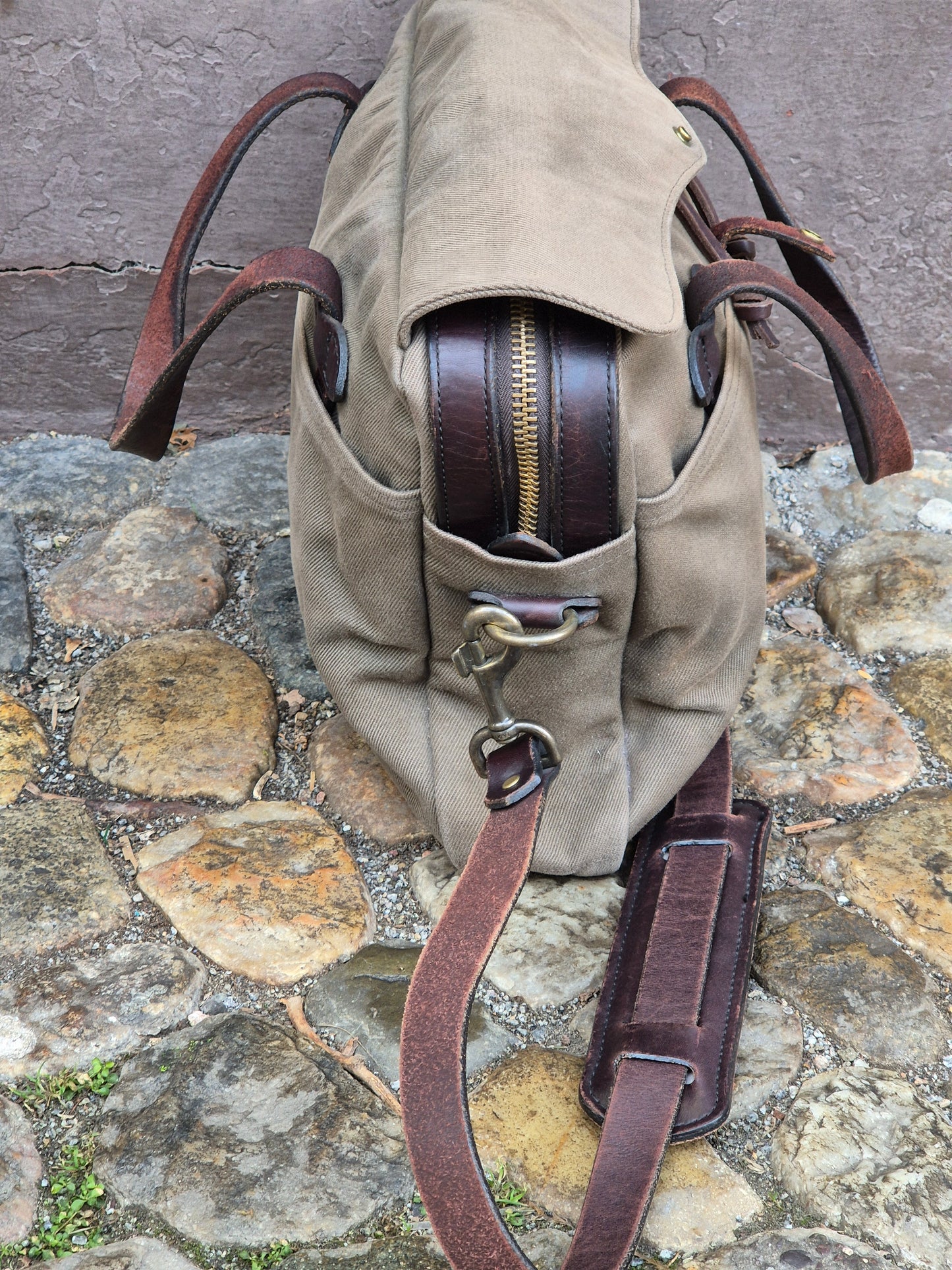 Filson | Briefcase 256 | No. 4596