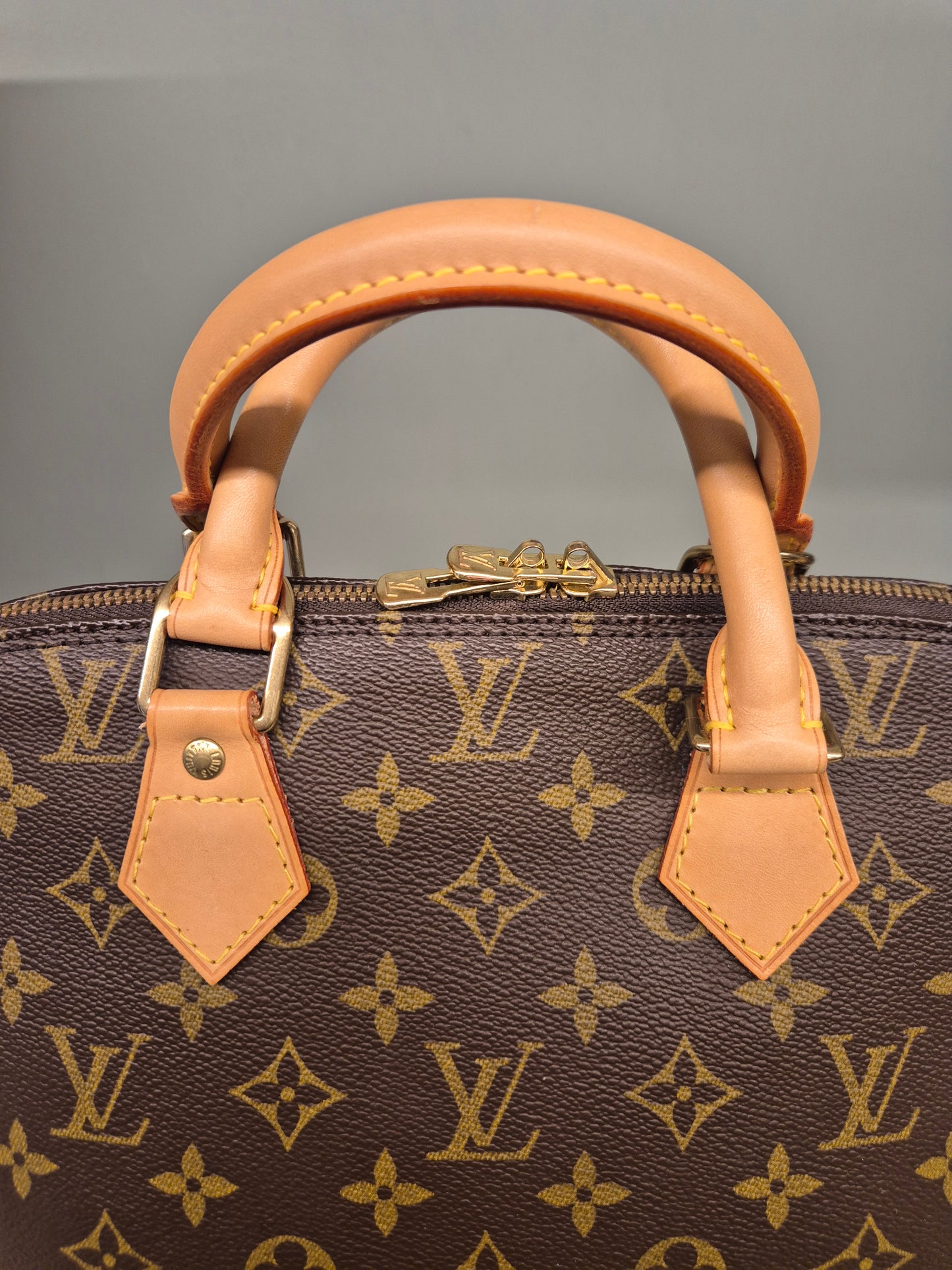 Louis Vuitton | Alma Code TH0937 | No. 4444