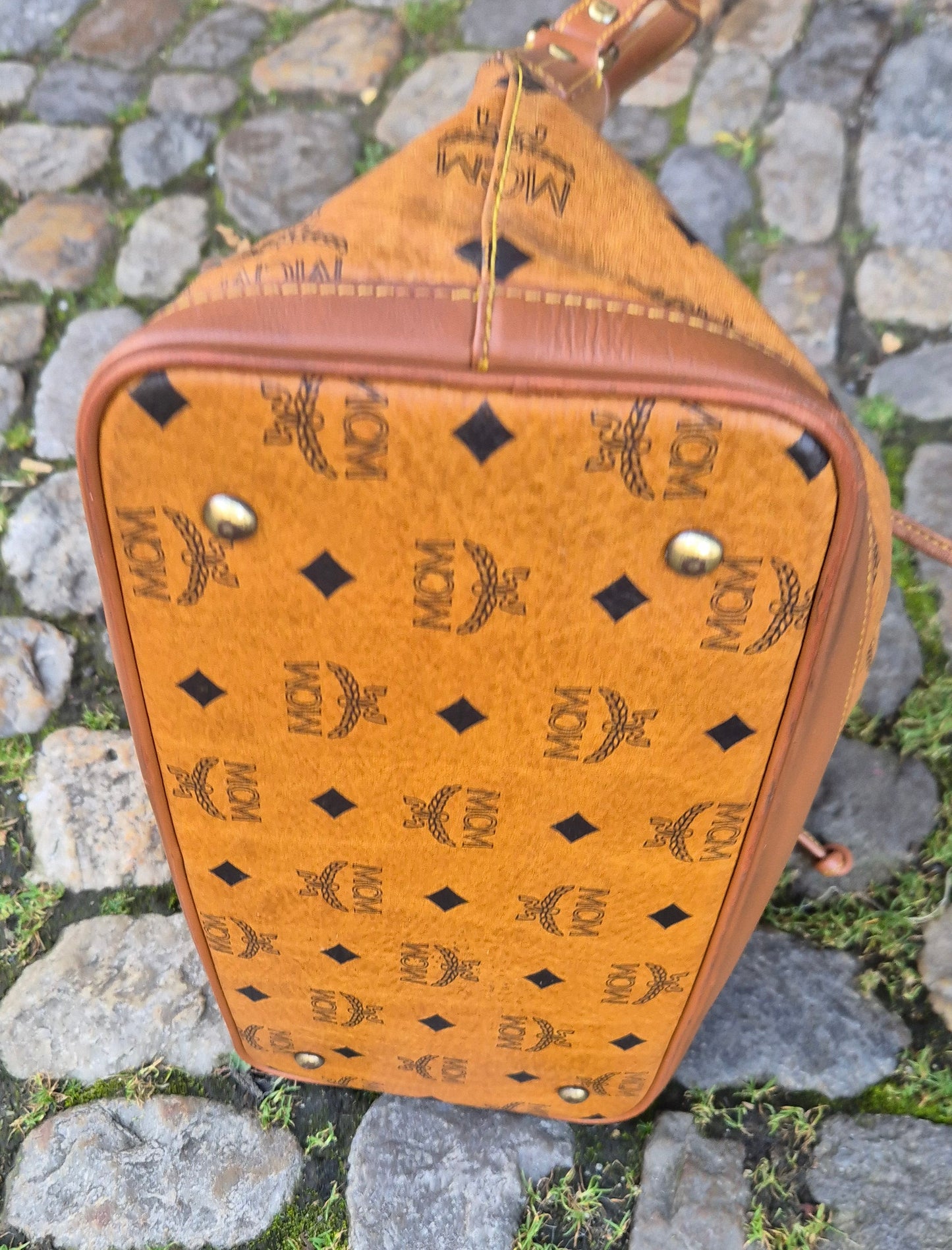 MCM | Beuteltasche | No. 4483