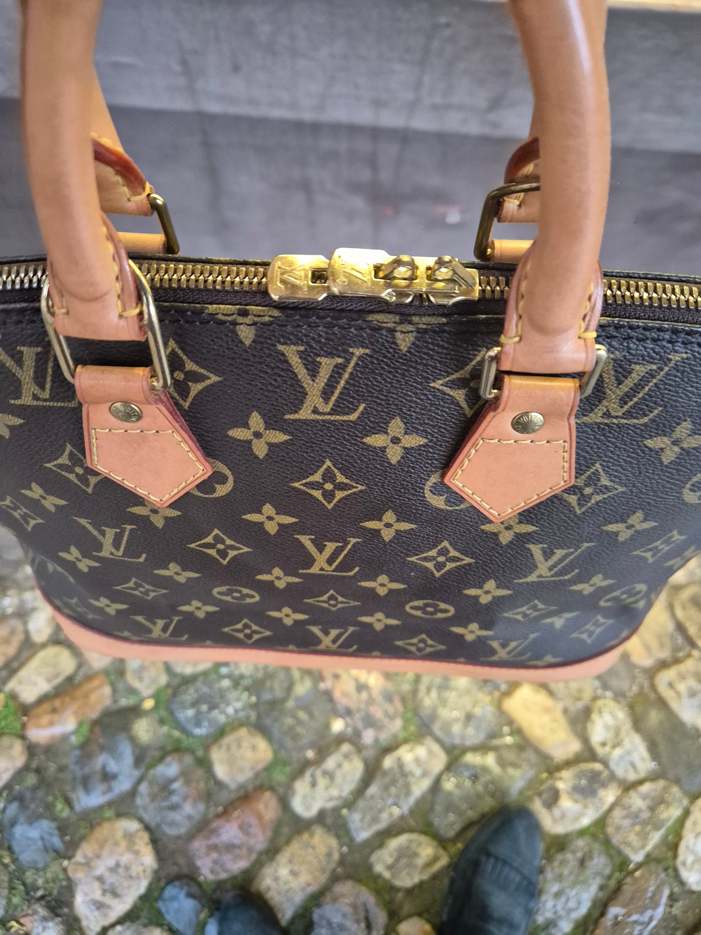 Louis Vuitton  | Alma - BA 0957 | No. 4598